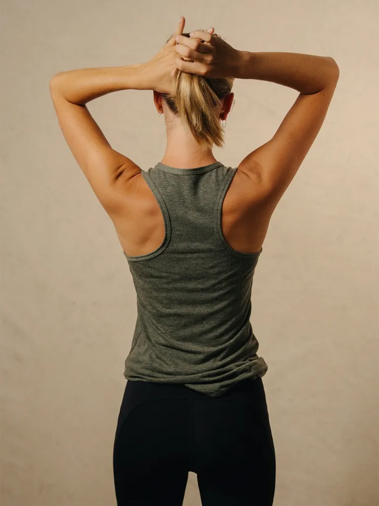 women-s-vapor-racerback-tank-03 Large.webp