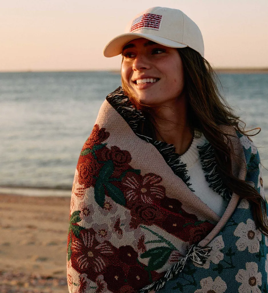 woven-blanket-03.webp