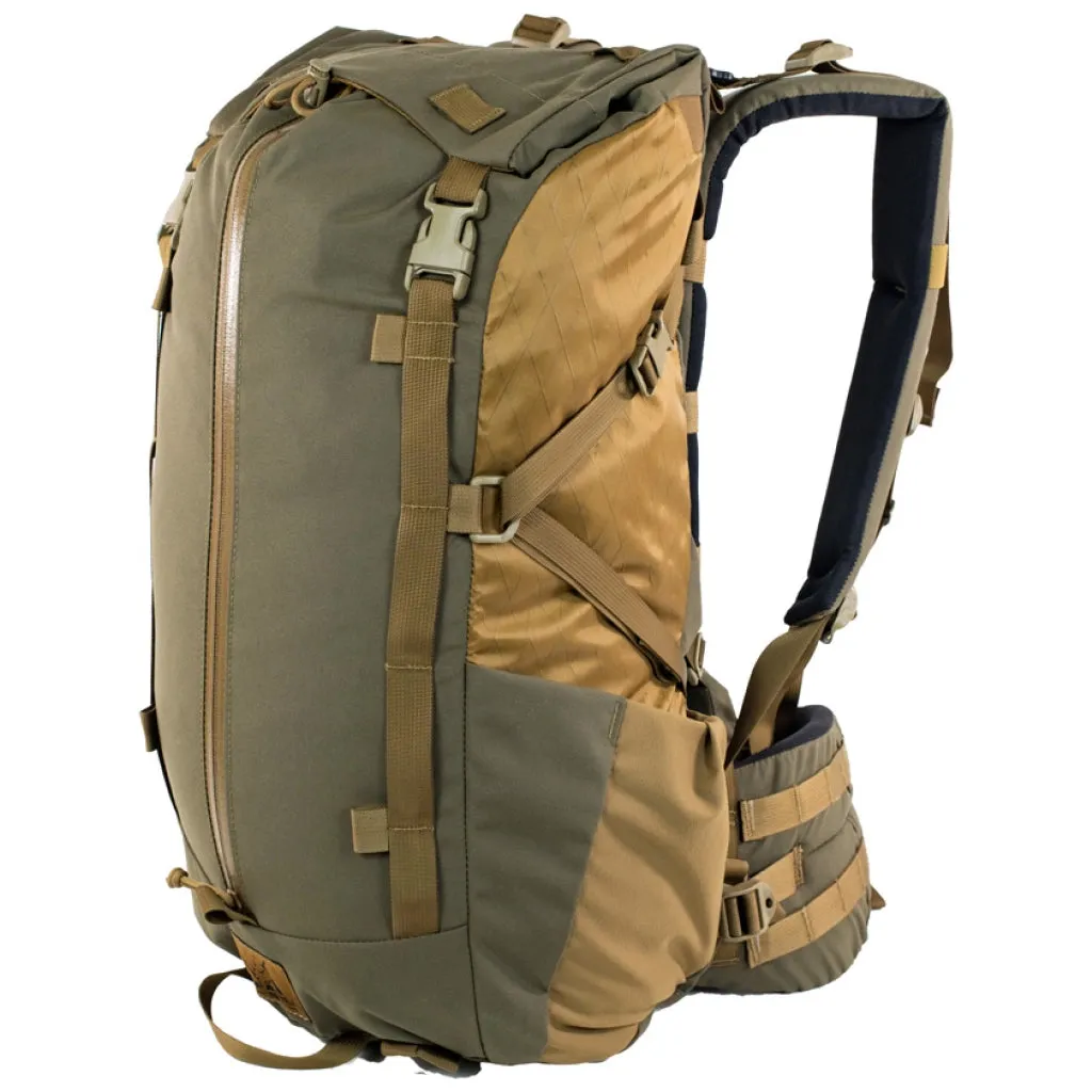 minikeg-backpack-01.webp